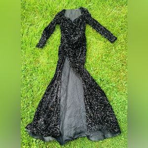 Fashion Nova Black sequins dress
